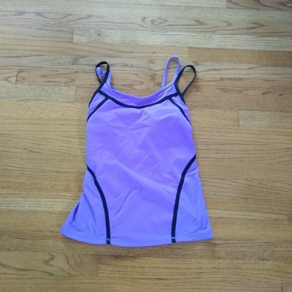 Lulemon ignite tank purple EUC 6 - Picture 2 of 3